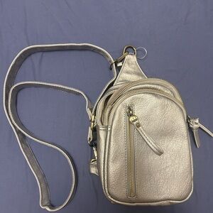 cross body silver bag